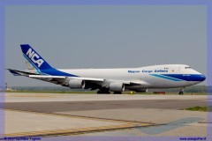 Boeing-B-747-Jumbo-Jet-Queen-Sky-040