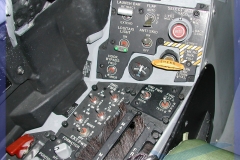 2002-F18-cockpit-swiss-005