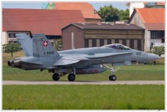2019-Payerne-Schweizer-Luftwaffe-F18-Hornet_040